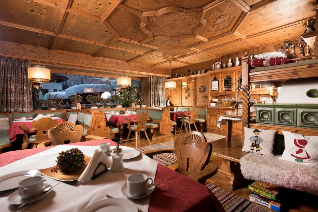 Sporthaus Troger Hotel Sankt Jakob in Defereggen Exterior foto
